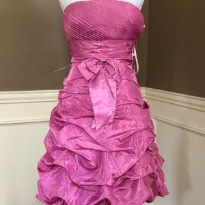 NWTHomecoming/Prom Dress By May Queen. Size 6.